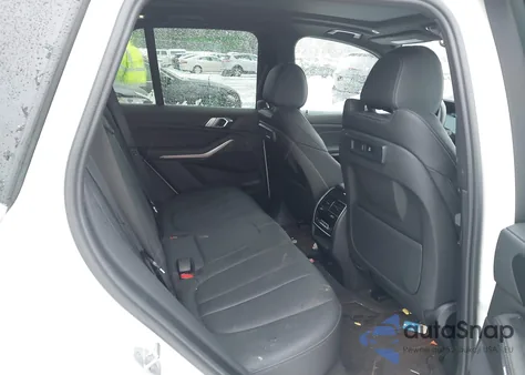 2022 BMW X5 Phev xDrive45E from USA, damaged, VIN 5UXTA6C06N9L56754